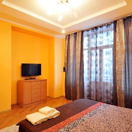 Отличная Квартира Рядом Золотыми Воротами Kiew Exterior foto